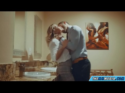 ❤️ Cuando una rubia tetona te seduce en un baño público ❌ Porno duro en es.exomassage-surgut.ru ❌️❤️❤️❤️❤️❤️❤️❤️
